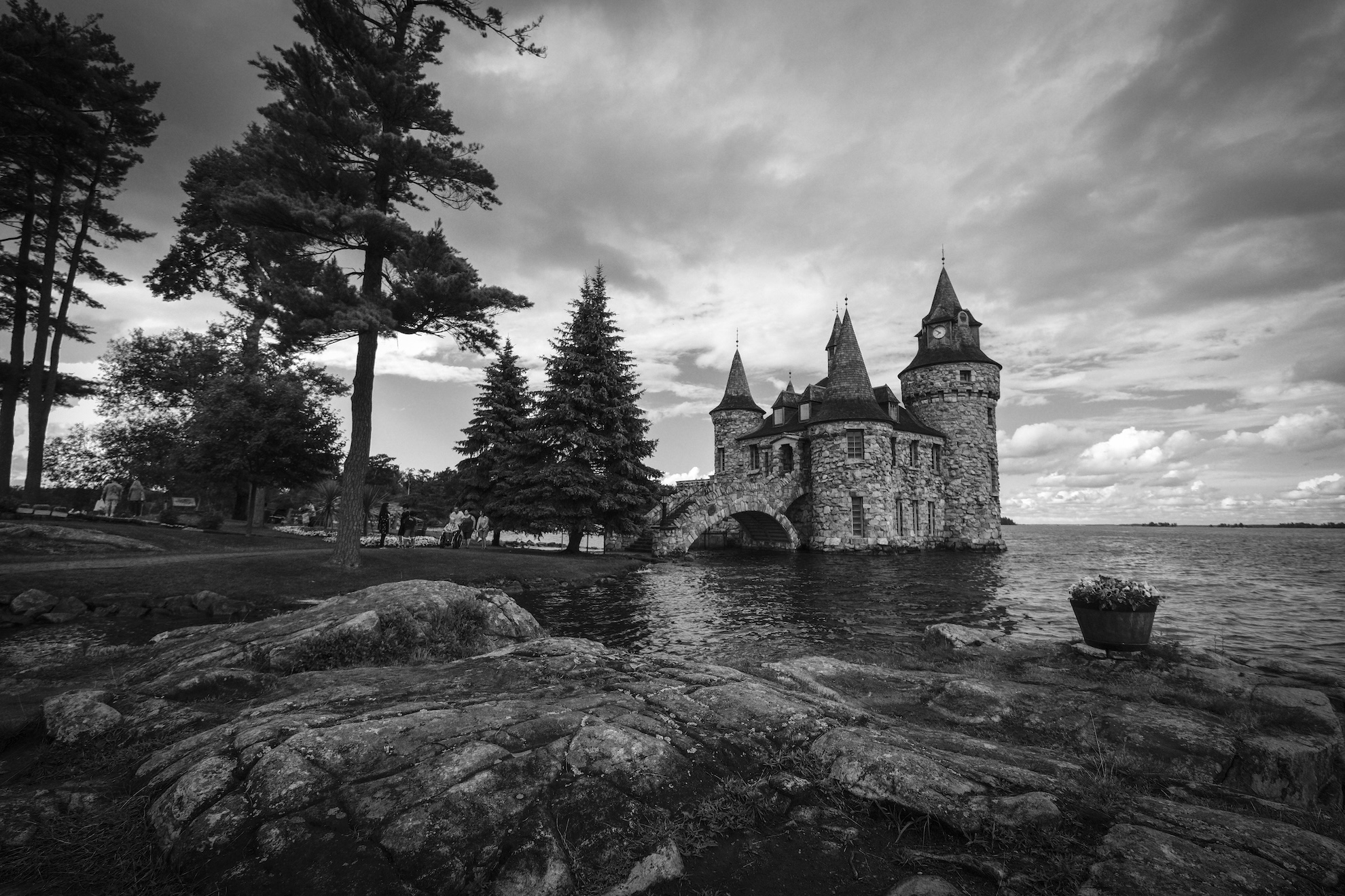 BOLT CASTLE – GANANOQUE